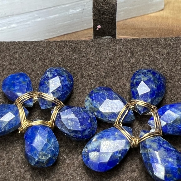 Handmade Lapis Lazuli Flower Earrings 💙💛 - Picture 4 of 8